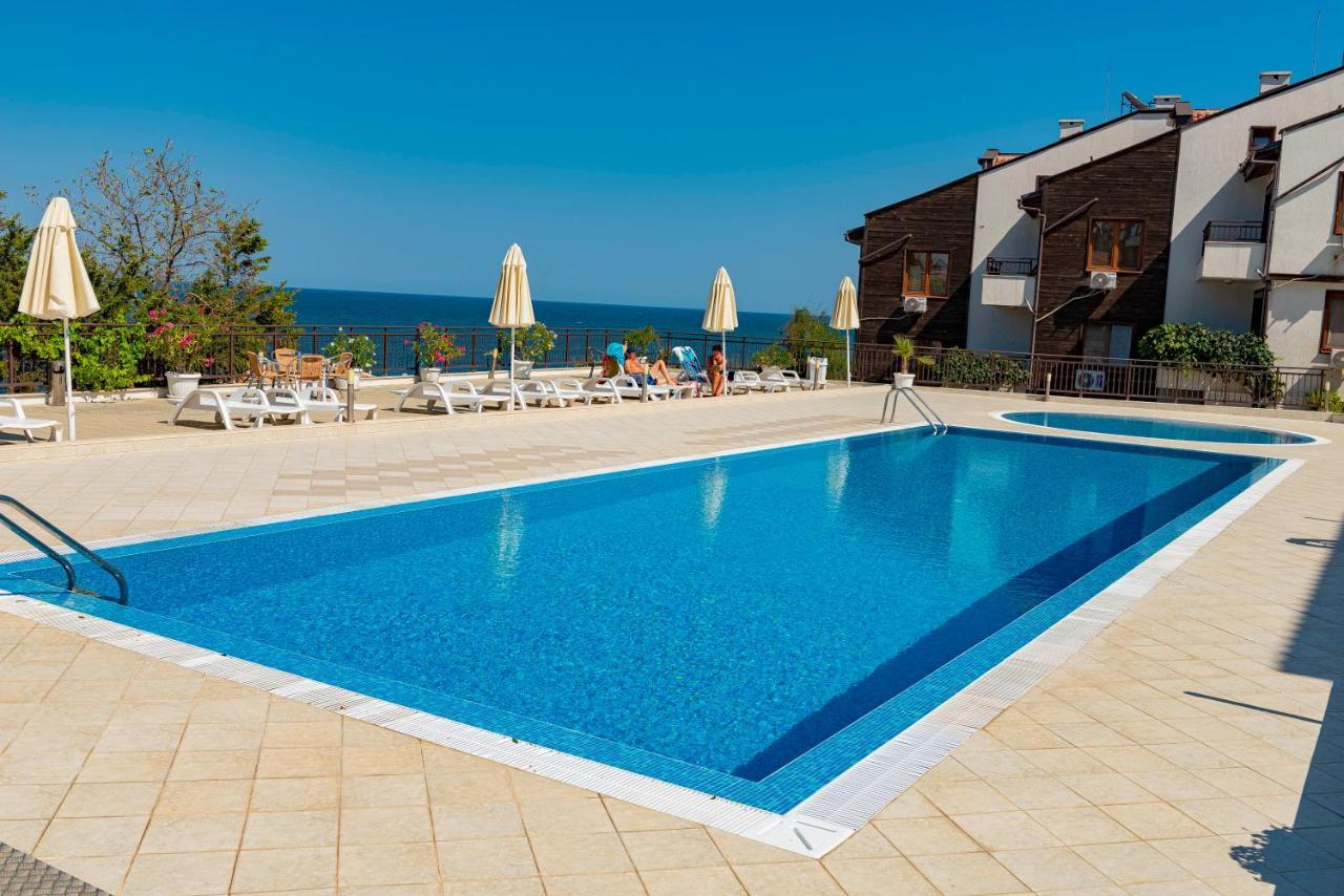 Menada Apolon Apartments Созопол Екстериор снимка