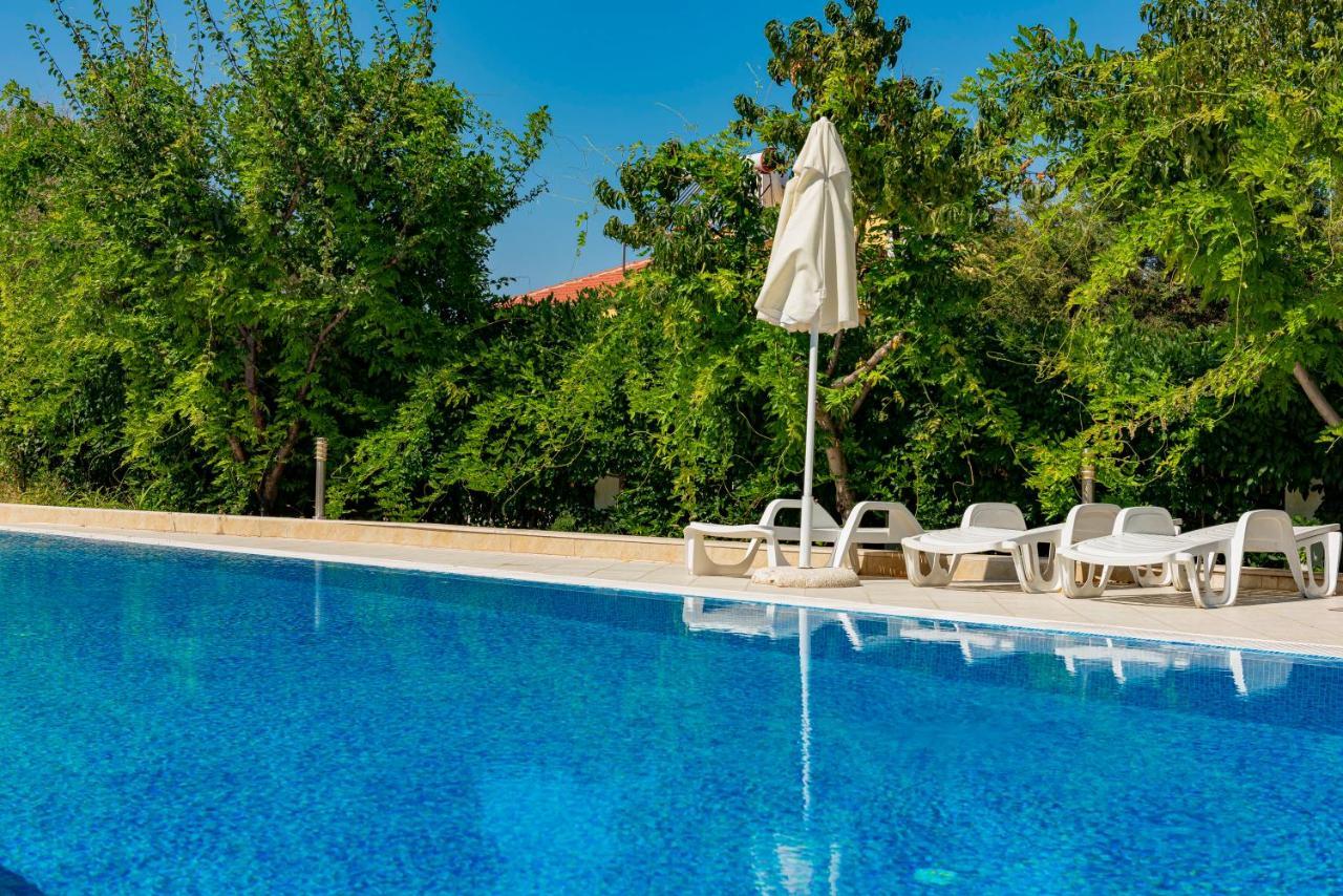 Menada Apolon Apartments Созопол Екстериор снимка