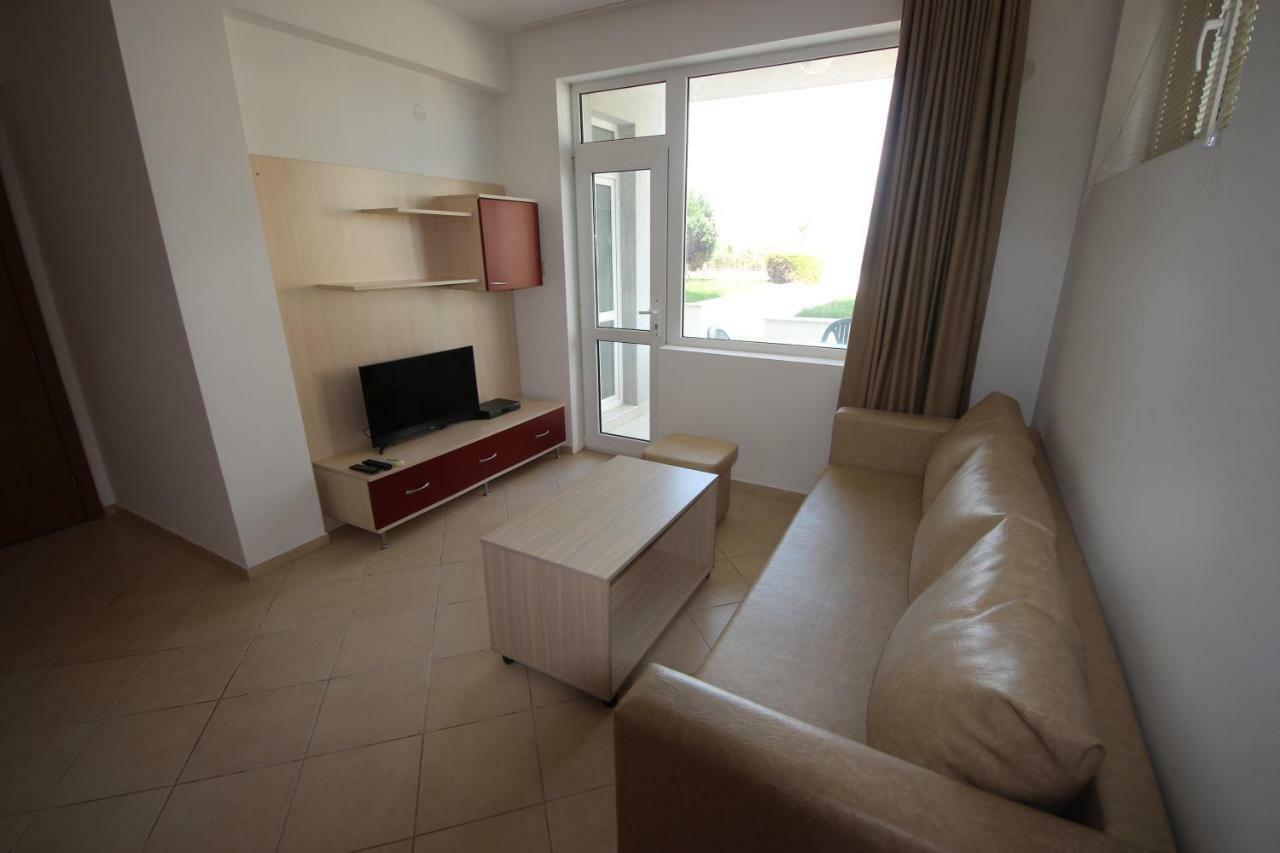 Menada Apolon Apartments Созопол Екстериор снимка