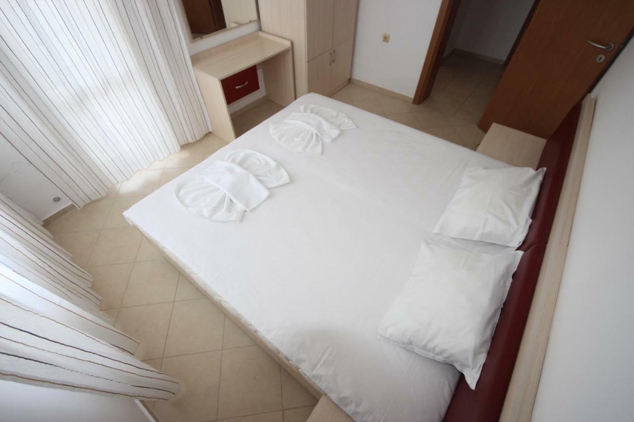 Menada Apolon Apartments Созопол Екстериор снимка